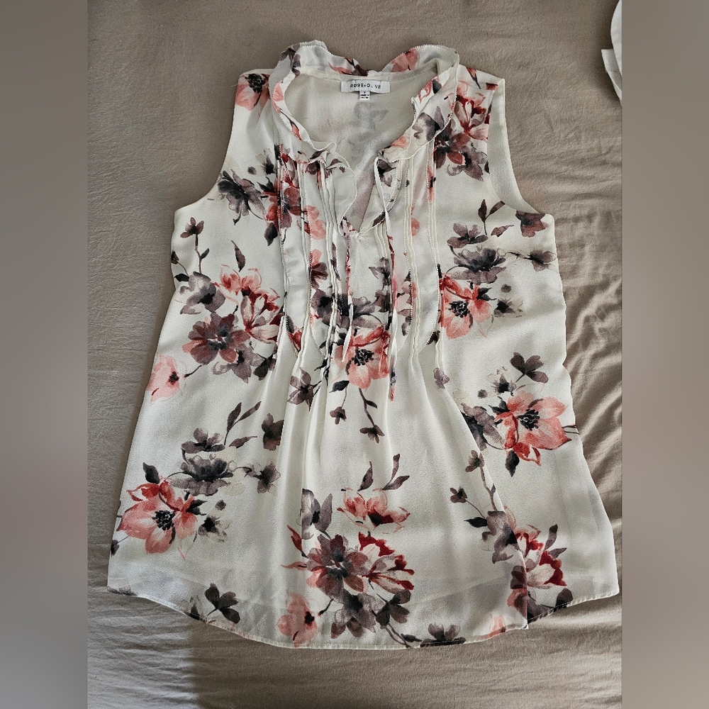 Rose + Olive Sleeveless Top